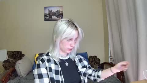 Snapshot of dirty_kiss69 chatting on November 4, 9:25 pm Dirty Kiss69 online show from November 4, 9:25 pm