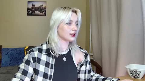 Snapshot of dirty_kiss69 chatting on November 6, 10:21 pm Dirty Kiss69 online show from November 6, 10:21 pm