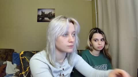 Snapshot of dirty_kiss69 chatting on November 10, 10:42 pm Dirty Kiss69 online show from November 10, 10:42 pm