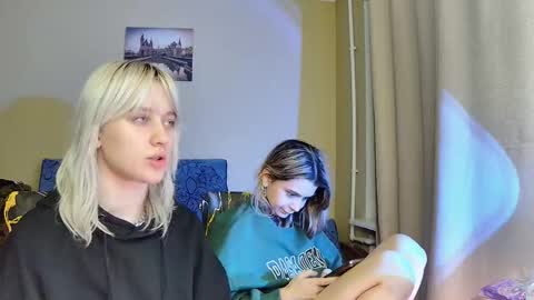 Snapshot of dirty_kiss69 chatting on November 16, 9:53 pm Dirty Kiss69 online show from November 16, 9:53 pm