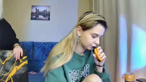 Snapshot of dirty_kiss69 chatting on November 17, 10:04 pm Dirty Kiss69 online show from November 17, 10:04 pm