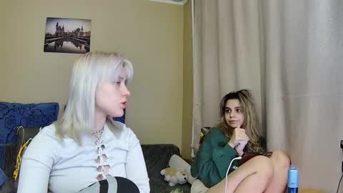 Snapshot of dirty_kiss69 chatting on November 29, 2:14 am Dirty Kiss69 online show from November 29, 2:14 am