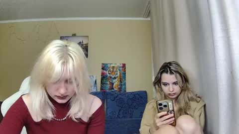 Snapshot of dirty_kiss69 chatting on June 1, 7:48 pm Dirty Kiss69 online show from June 1, 7:48 pm