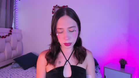 Samantha  online show from February 18, 6:26 pm