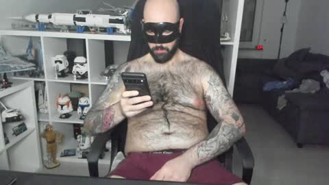 Snapshot of dirtybalws chatting on January 20, 4:32 am Robert online show from January 20, 4:32 am