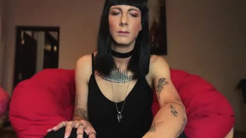 Snapshot of dirtyboi667 chatting on June 7, 8:45 pm Shanti online show from June 7, 8:45 pm