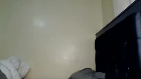 Snapshot of dirtybugg chatting on July 26, 7:10 pm dirtybugg online show from July 26, 7:10 pm