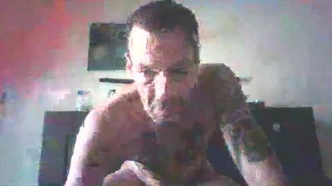 Snapshot of dirtyroccoxxx chatting on July 4, 1:06 pm DIRTYROCCOJENNY online show from July 4, 1:06 pm