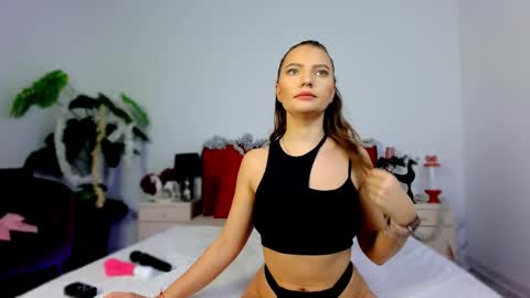 Chloe online show from December 23, 6:11 am