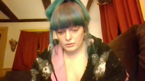 Crystal online show from November 7, 3:17 am