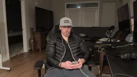 Snapshot of discgolf4life chatting on March 3, 1:53 am JustinDulgeXXX online show from March 3, 1:53 am