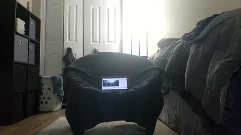 Snapshot of discreetdwarf88 chatting on March 3, 3:01 am Discreetdwarf88 online show from March 3, 3:01 am