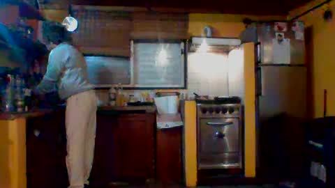 Snapshot of discretopasivo chatting on June 27, 12:04 am discretopasivo online show from June 27, 12:04 am