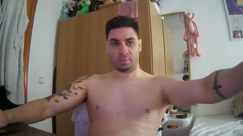 Snapshot of diselobienclaro chatting on April 15, 11:28 am diselobienclaro online show from April 15, 11:28 am