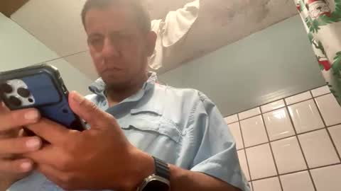 sexyguy online show from April 8, 5:18 am