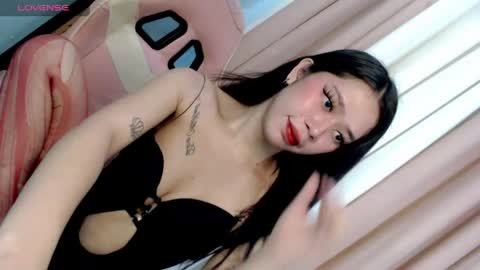 Snapshot of disney_cockdiana69 chatting on May 27, 4:48 pm DIANA online show from May 27, 4:48 pm