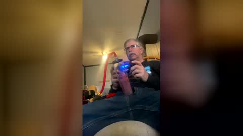 dispencer74 online show from February 6, 7:06 pm