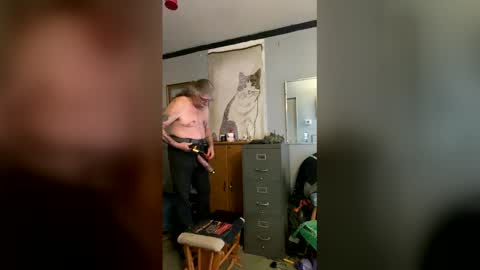 dispencer74 online show from March 12, 10:38 pm