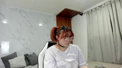 Snapshot of dita_bundy chatting on May 26, 1:34 am dita bundy online show from May 26, 1:34 am