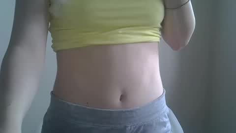 Snapshot of ditamilton chatting on October 23, 11:42 am DitaMilton online show from October 23, 11:42 am