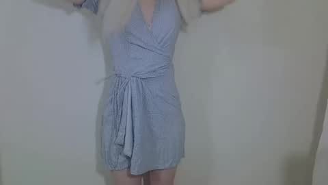 Snapshot of ditamilton chatting on November 5, 6:30 pm DitaMilton online show from November 5, 6:30 pm