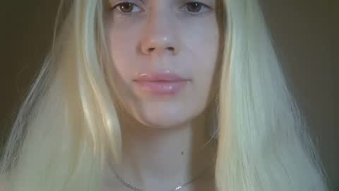 DitaMilton online show from May 10, 8:03 pm