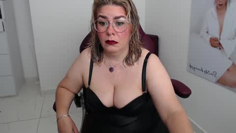 Diva online show from December 29, 8:37 pm