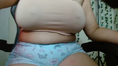 Snapshot of divadirty chatting on March 9, 12:09 pm Mari online show from March 9, 12:09 pm