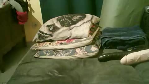 divimi online show from November 15, 10:48 pm