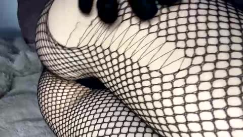 Snapshot of divine_creature chatting on February 26, 10:31 pm divine_creature online show from February 26, 10:31 pm