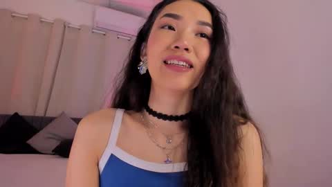 AKITA MEW MEW Follow  online show from January 15, 7:13 am