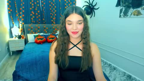 Hannah online show from October 14, 12:50 pm