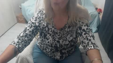 Alexxa online show from March 25, 11:00 pm