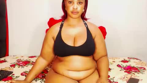 divinebooty93 online show from November 24, 5:29 am