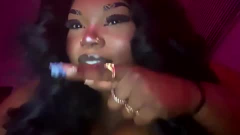 Snapshot of divinegoddess1111 chatting on March 20, 2:49 am divinegoddess1111 online show from March 20, 2:49 am