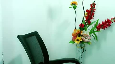     Divine Grace Close To Your Hear online show from December 16, 4:13 am