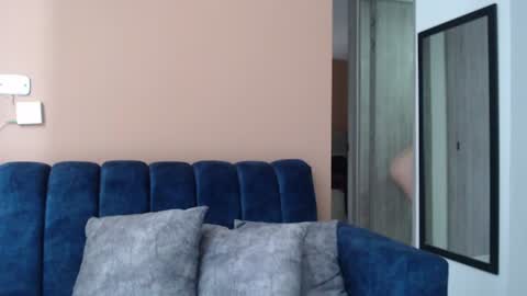 Snapshot of divineisis chatting on June 19, 12:09 pm Hera online show from June 19, 12:09 pm