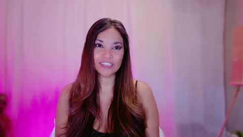 DivineLynn online show from February 25, 1:17 pm