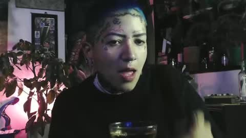 Snapshot of dix444 chatting on November 18, 4:50 am 777 online show from November 18, 4:50 am