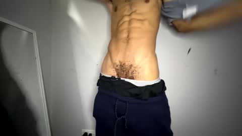 Snapshot of dixkzilla chatting on February 22, 4:27 pm dixkzilla online show from February 22, 4:27 pm