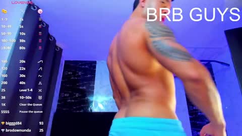 Snapshot of dixon_ray_ chatting on May 15, 11:56 pm Dixon online show from May 15, 11:56 pm