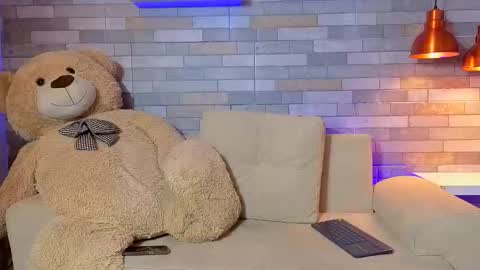 Snapshot of dixypalmer chatting on June 8, 7:03 pm DixyPalmer online show from June 8, 7:03 pm
