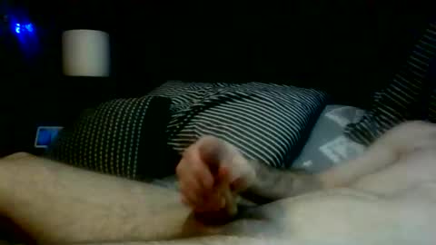 dizzy4u83 online show from May 10, 3:44 am