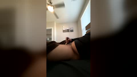 dj9469615 online show from February 1, 8:07 pm