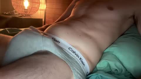 Snapshot of django00 chatting on February 8, 9:56 am django00 online show from February 8, 9:56 am