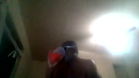 djbignuttsbrownass24 online show from March 15, 2:50 am