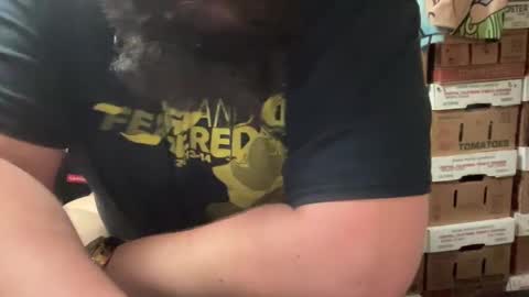 Snapshot of djfreeque chatting on December 3, 5:20 am djfreeque online show from December 3, 5:20 am