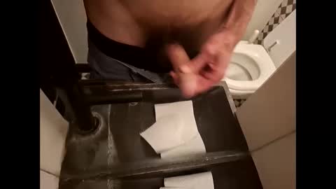 Snapshot of djkodro chatting on March 2, 11:00 pm djkodro online show from March 2, 11:00 pm