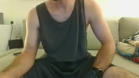 Snapshot of djokitche chatting on May 19, 8:15 pm djokitche online show from May 19, 8:15 pm