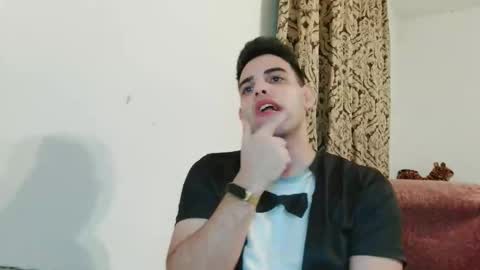 Snapshot of djonson_ chatting on October 12, 4:17 pm Djonson  online show from October 12, 4:17 pm